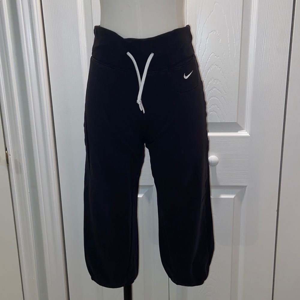🎉HPx4🎉 Nike Capris
